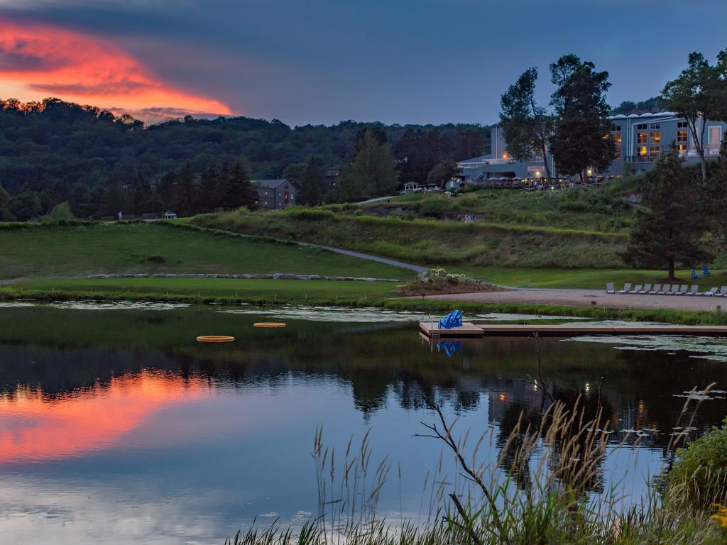 Deerhurst Resort Гантсвілл Екстер'єр фото